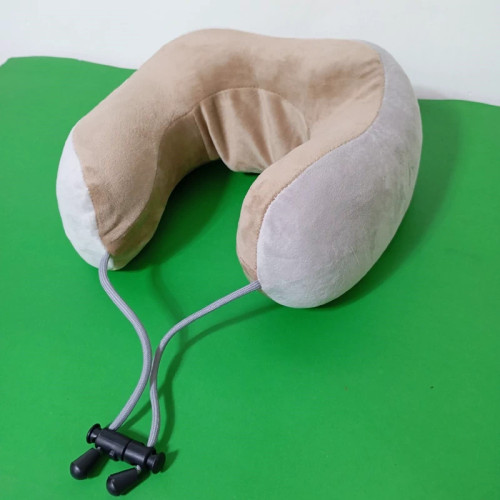 ماساژور بالشتی گردن U شکل شارژی گجت خاص و کاربردی